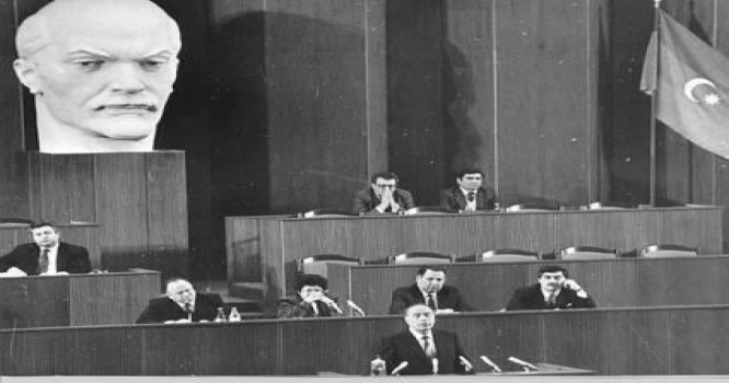 1991-ci ildə müstəqil parlamentin ilk üzvləri kimlər idi? - SİYAHI