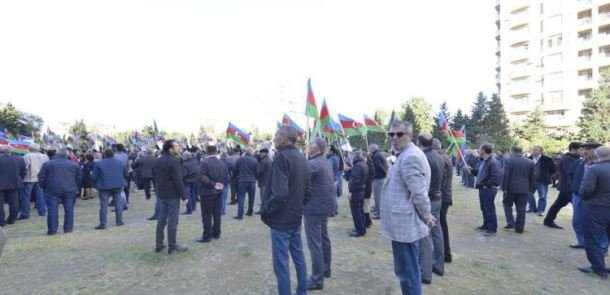 Bakı polisi: Mitinqdə 1200 nəfər iştirak edib (FOTO/YENİLƏNİB)