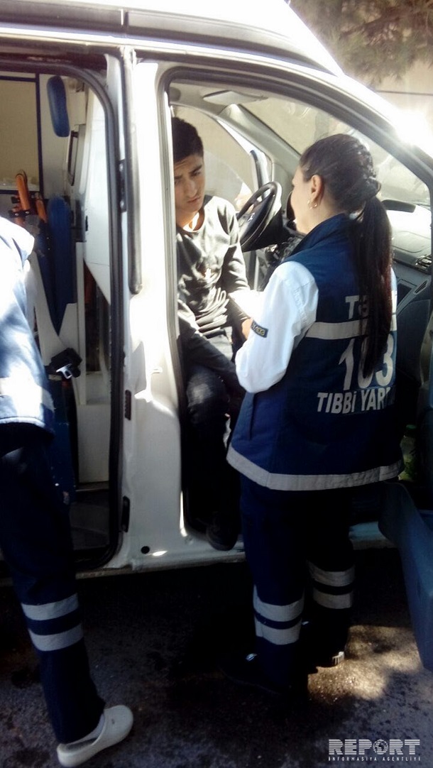 Bakıda iki marşrut avtobusu toqquşdu: yaralılar var (YENİLƏNİB/FOTOLAR)