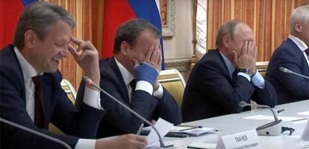 Rus nazirdən Putini utandıran açıqlama