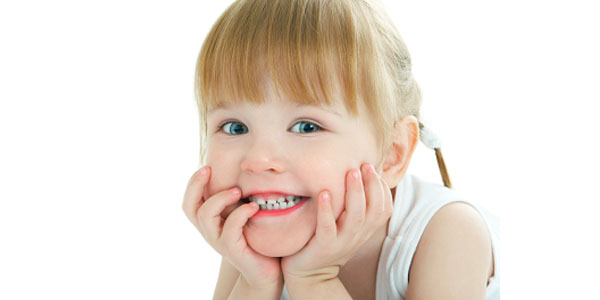 Uşaqların süd dişlərini atmayın! Qorxunc xəstəliyin dərmanıdır