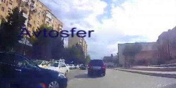 AP seriyalı avtomobil Bakıda qayda pozdu  (VİDEO)