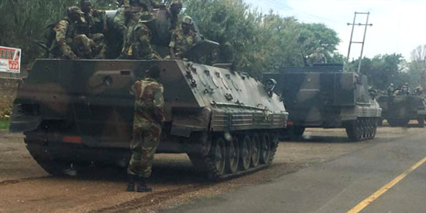 Ordu çevriliş üçün yola çıxdı: tanklar paytaxta doğu hərəkət edir (FOTO/VİDEO)