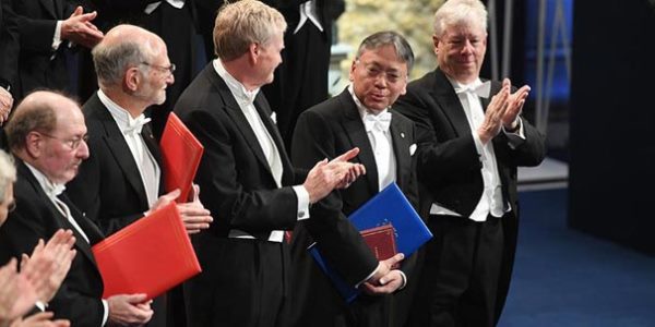 Nobel mükafatı sahiblərinə təqdim edildi (FOTOLAR)