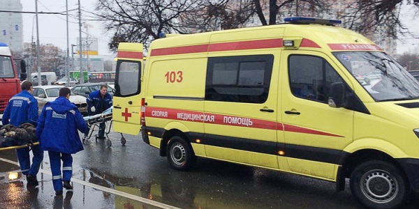 Avtobus piyada keçidinə çırpıldı: 5 ölü, 15 yaralı (FOTOLAR)