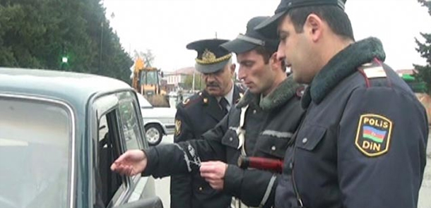 Yol polisi Sumqayıtda reyd keçirib (VİDEO)