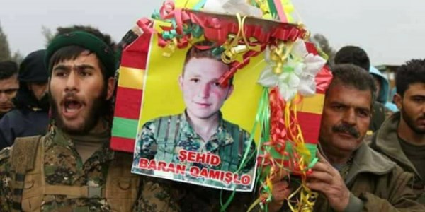 PKK azyaşlıları öldürür (FOTO)