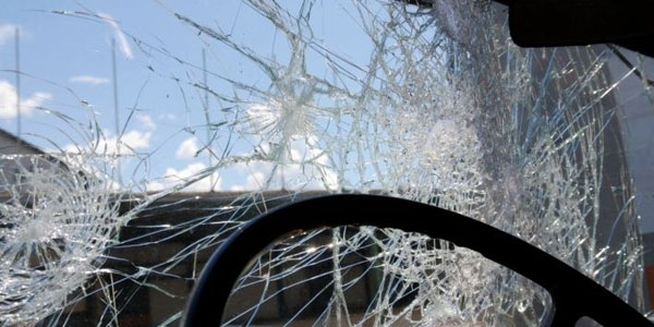 Şirvanda mikroavtobus qəzaya uğradı: 15 yaralı var (ADLAR/YENİLƏNİB)