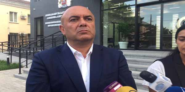 Azərbaycanlı deputata qarşı zorakılıq ittihamı irəli sürüldü