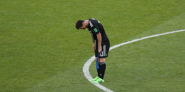 Messi penaltini vura bilmədi, Argentina xal itirdi (VİDEO)