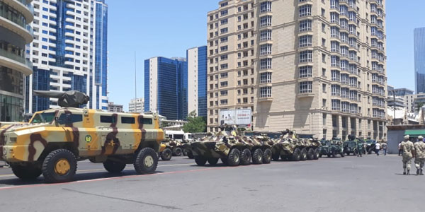 Ordumuz parada hazırlaşır: Zirehli texnika Bakı küçələrində (FOTOLAR)