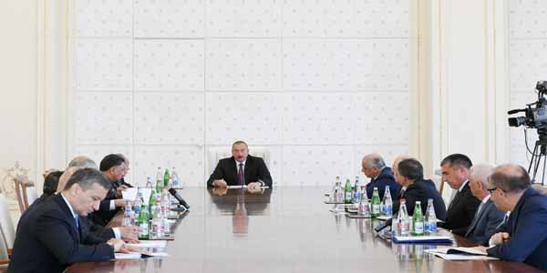 Prezident İlham Əliyevin yanında enerji sisteminə görə müşavirə keçirildi (FOTOLAR)