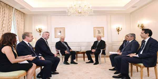 Prezident İlham Əliyev Parisdə “Naval” qrupunun sədri ilə görüşdü 