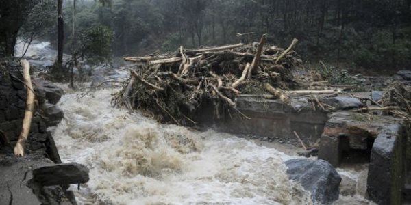 Hindistanda musson yağışları 774 nəfərin həyatına son qoyub