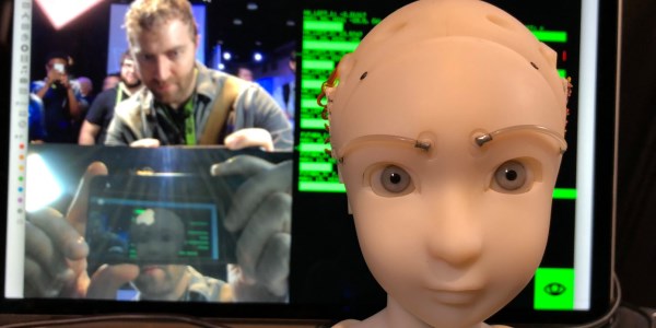 Bu robot sizin emosiyalarınızı imitasiya edir (VİDEO)