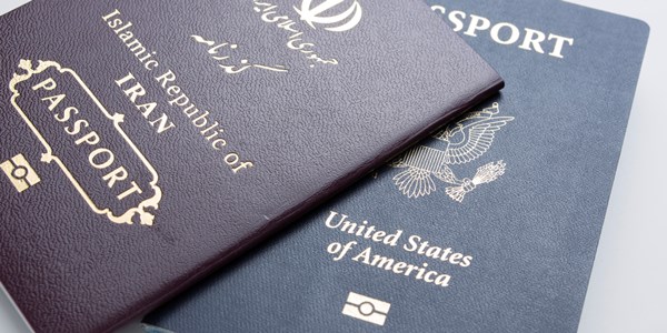 İran pasportlara vurulan möhürü ləğv edir