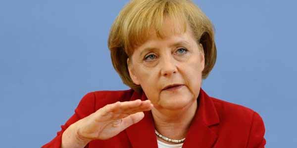 Merkel: “Rusiya qoşunları Cənubi Osetiyadan və Abxaziyadan çıxarmalıdır”