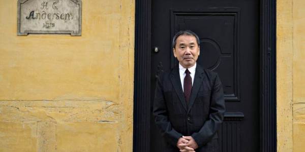 Murakami Nobeldən imtina etdi