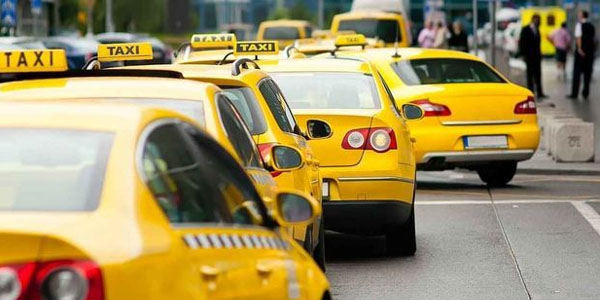 Yağışdan istifadə edən taksi şirkətləri: qiymətlər artırıldı