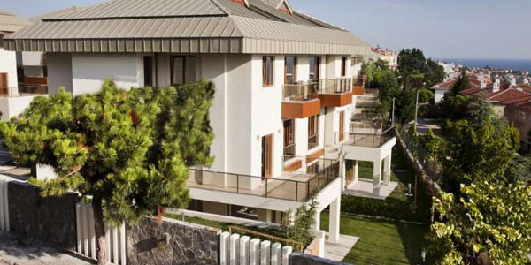 Azərbaycanlı biznesmenlər İstanbulda 95 milyon dollara villa alırlar