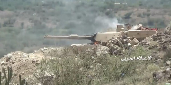Husilər Səudiyyə tankını yandırdı, ərəblər mülki vətəndaşları vurdu (FOTO/VİDEO)