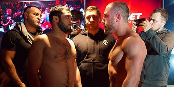 Azərbaycanlı MMA döyüşündə rusiyalıya qalib gəldi (VİDEO)