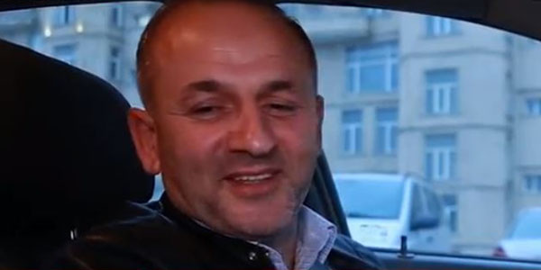 Azərbaycanlı taksi sürücüsü 
