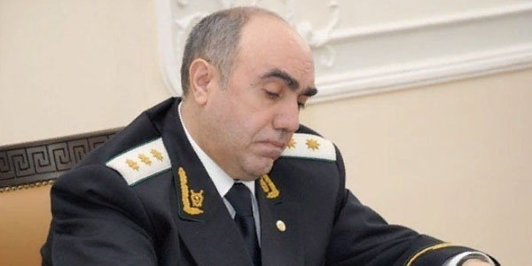 Zakir Qaralov prokurorların yerini dəyişdi