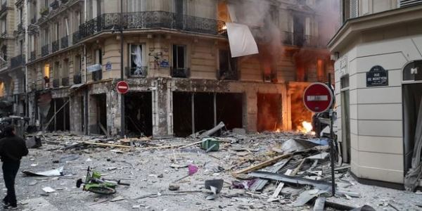 Parisdə güclü partlayış: 5 ölü, 41 yaralı var (FOTO/YENİLƏNİB)