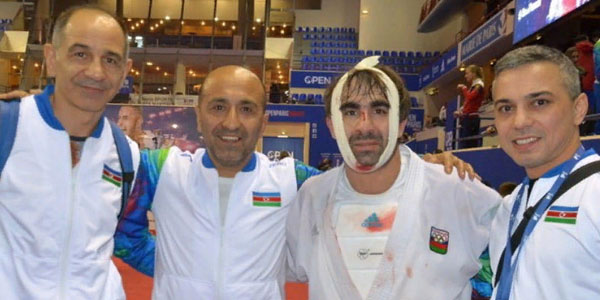 Rafael Ağayev Premyer Liqa turnirinin finalına çıxıb (FOTOLAR)