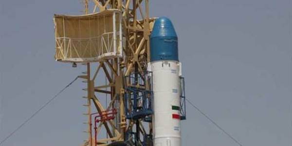 İran kosmosa peyk göndərdi