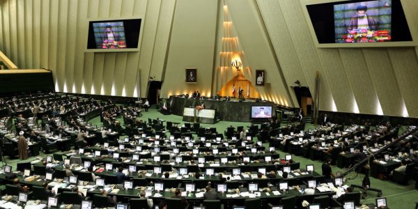 İran Rusiyadan 5 milyard dollar kredit alacaq