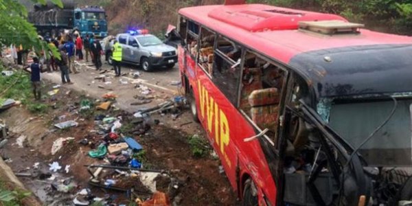 Avtobus qəzası 50 nəfərin ölümü ilə nəticələndi