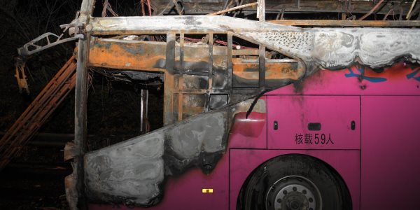 Tur avtobusu yandı: 26 ölü, 28 yaralı var