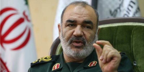 İran ordusuna yeni Baş Komandir təyin edildi
