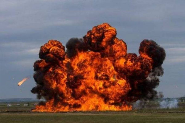 Azərbaycanın lazer yönləndirməli aviasiya bombası hazırdır (FOTO)
