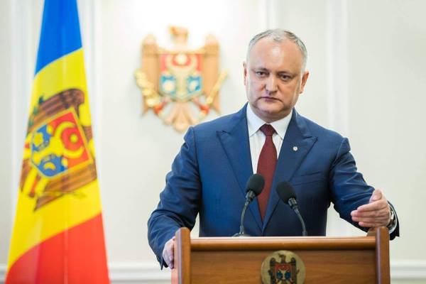 Moldova Prezidentinin səlahiyyətləri əlindən alındı