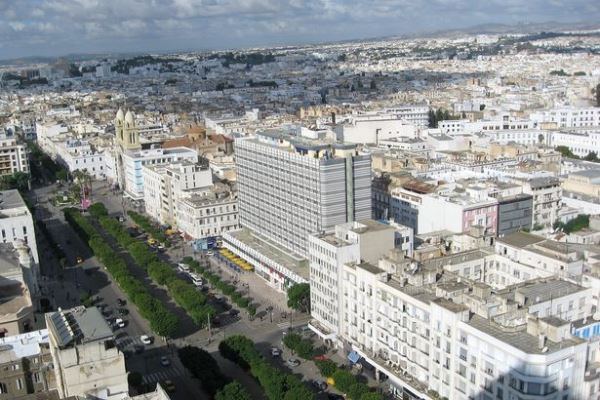 Tunisdə terror aktı: yaralılar var