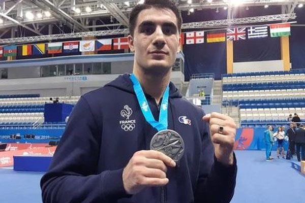 Fransaya medal qazandıran Murad: 