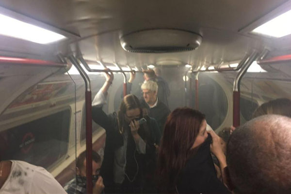 Bakı metrosunda işıqlar söndü