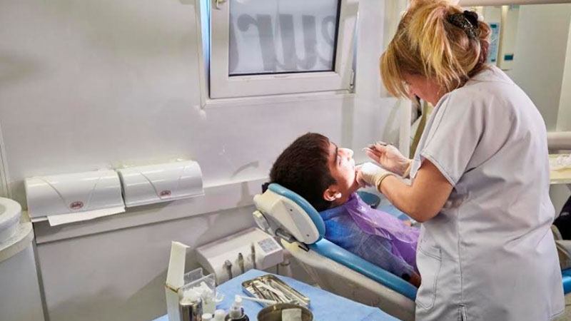 Azercell-in “Mobil Diş Klinikası” ödənişsiz müayinələrin təşkilini davam etdirir (R)