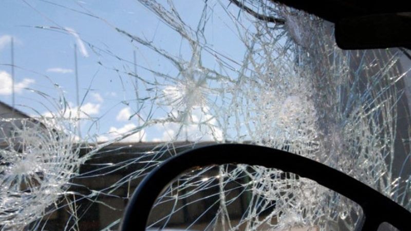 Göyçayda ağır avtomobil qəzası: sürücü öldü, iki kənd işıqsız qaldı