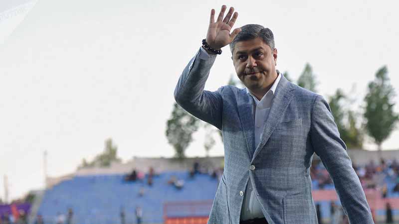 Ermənistan Futbol Federasiyasının prezidenti istefa verdi