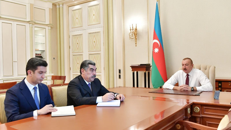 İlham Əliyev yeni icra başçılarını qəbul etdi (FOTO)