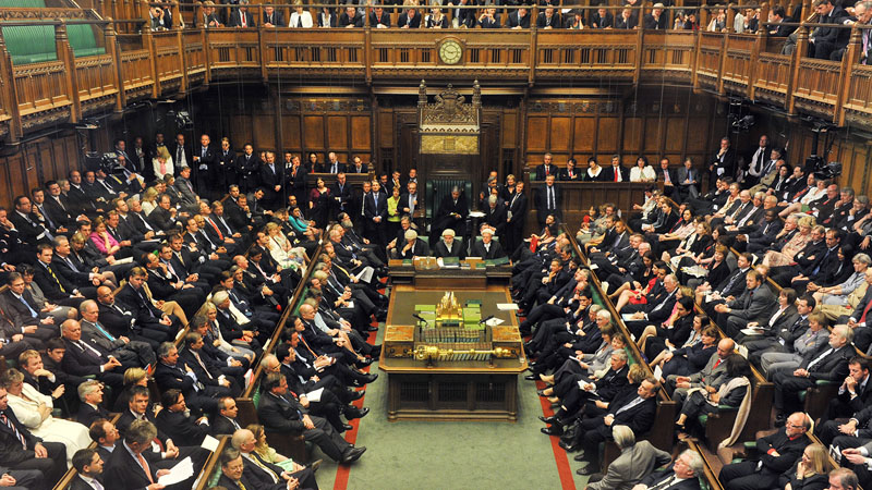 Britaniyanın yeni parlamentinə rekord sayda qadın daxil oldu