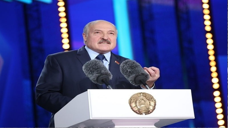 Lukaşenkodan inanılmaz bəyanat: Rusiyanı sanksiyalarla hədələdi