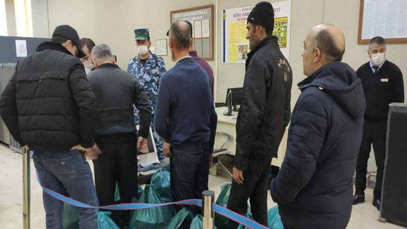 Operativ qərargah: İranla sərhədi keçən 276 azərbaycanlı karantinə alındı 