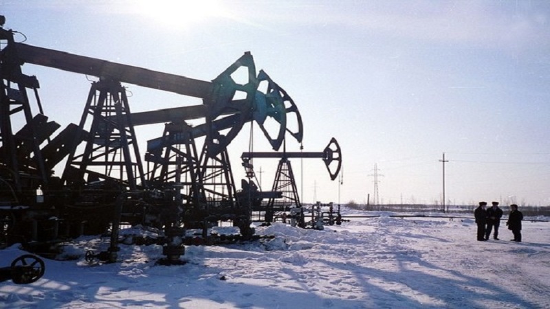 Rusiya nefti son 20 ildə ən aşağı qiymətə düşdü – 10 dollar