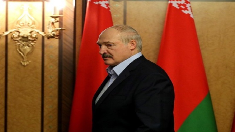 Lukaşenko: “Belarusda koronavirusdan cəmi üç-dörd nəfər ölüb”
