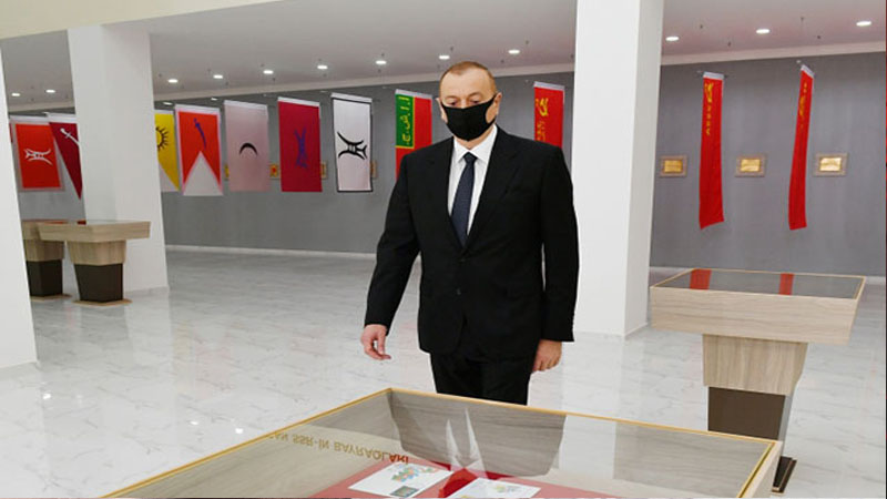 İlham Əliyev açılışda - Prezident də maska taxdı (FOTO/YENİLƏNİB)